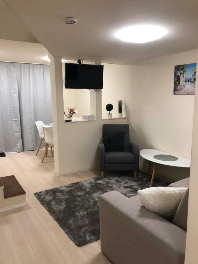 Beachfront Studio Apartman Aparthotel Balatonfůzfő Exteriör bild